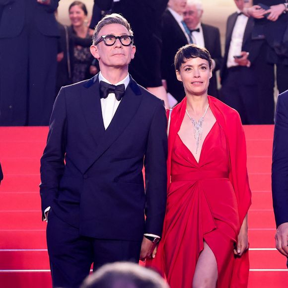 Michel Hazanavicius et sa femme Bérénice Bejo - Descente des marches du film « La plus précieuse des marchandises » lors du 77ème Festival International du Film de Cannes, au Palais des Festivals à Cannes. Le 24 mai 2024
© Jacovides-Moreau / Bestimage