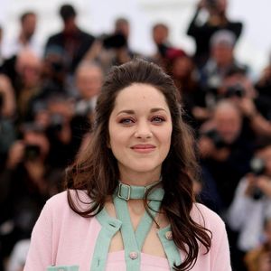 Marion Cotillard au photocall de "Little Girl Blue" lors du 76ème Festival International du Film de Cannes, le 21 mai 2023. 
© Jacovides / Moreau / Bestimage