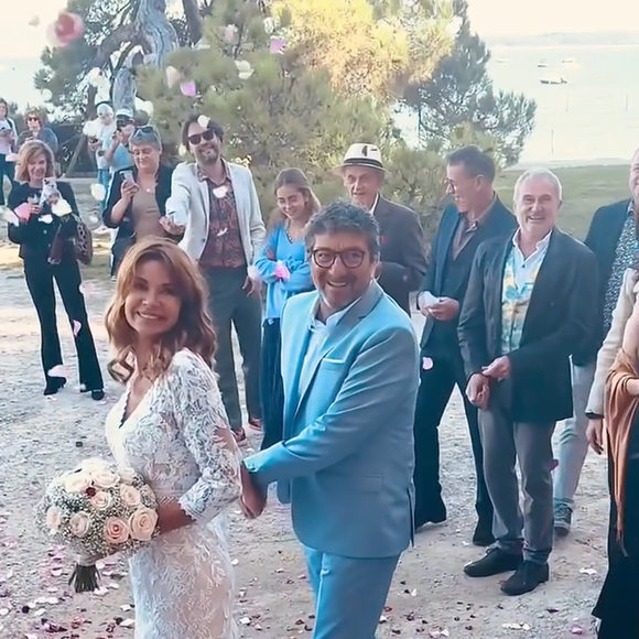 “Un an de petites choses du quotidien qui deviennent grandes et immensément belles. Un an d’amour qui grandit, se transforme, s’enracine”, a-t-elle confié.

Ingrid Chauvin et Philippe Warrin le jour de leur mariage le 12 octobre 2024 - Instagram