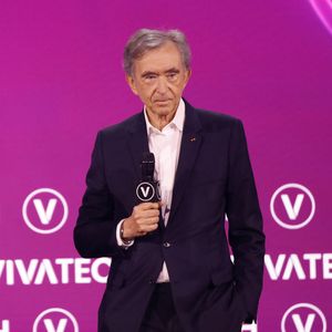 Avec cette cession, Jean Patou revient désormais sous le contrôle de Dilesh Mehta, déjà lié à la maison à travers Designer Parfums.

Bernard Arnault - M.Lévy (Publicis) et B.Arnault (LVMH) échangent lors de l'ouverture du 10ème Salon VivaTech, dédié aux start up, à Paris Expo Porte Versailles, le 17 juin 2026. 
© Marc Ausset Lacroix / Bestimage