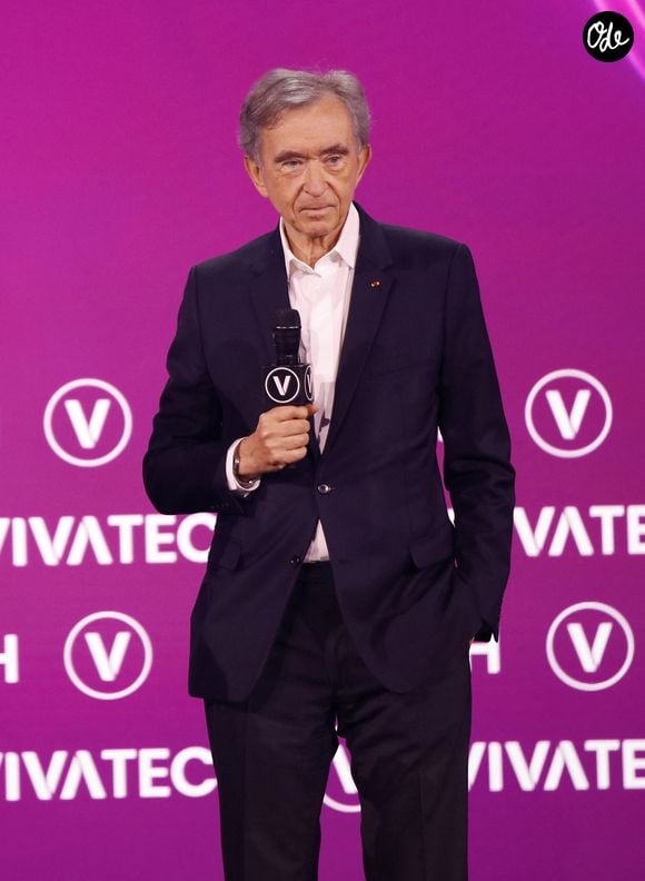 Avec cette cession, Jean Patou revient désormais sous le contrôle de Dilesh Mehta, déjà lié à la maison à travers Designer Parfums.

Bernard Arnault - M.Lévy (Publicis) et B.Arnault (LVMH) échangent lors de l'ouverture du 10ème Salon VivaTech, dédié aux start up, à Paris Expo Porte Versailles, le 17 juin 2026. 
© Marc Ausset Lacroix / Bestimage