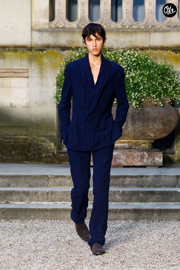 Défilé de mode Dior Homme Prêt à Porter Collection Homme Printemps/Été 2027 lors de la Fashion Week de Paris, France, le 24 juin 2026. © Bestimage