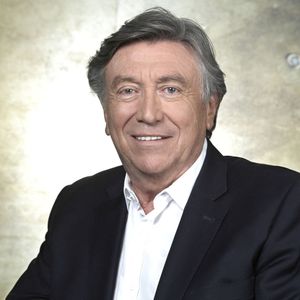 Une grande fierté pour le journaliste qui n'hésite pas à encenser son garçon. 

Portrait de Jacques Legros lors de l'enregistrement de l'émission "Chez Jordan" à Paris le 29 avril 2022.

© Cédric Perrin / Bestimage