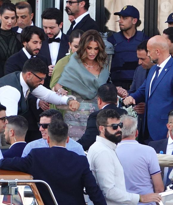 Rania de Jordanie lors du mariage de Jeff Bezos et Lauren Sanchez à Venise le 27 juin 2025. Backgrid UK / Bestimage