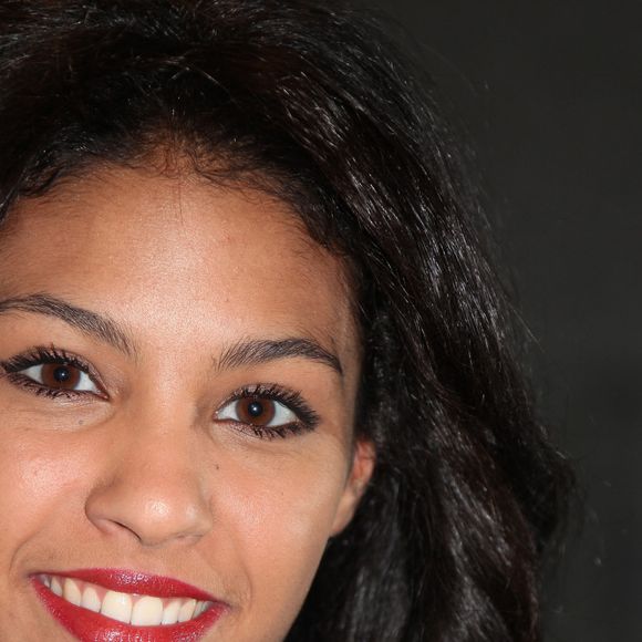 Chloé Mortaud assiste à la soirée d'inauguration de « Soldes Shopping By Paris », organisée par le créateur Jean-Claude Jitrois à l'hôtel Westin de Paris, en France, le 5 janvier 2010. Photo de Denis Guignebourg/ABACAPRESS.COM