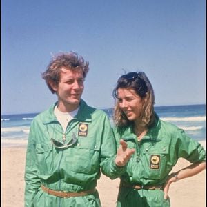 Stefano Casiraghi et la princesse Caroline de Monaco sur les plages de Dakar, au Sénégal, lors de l'arrivée du Paris-Dakar, le 23 janvier 1985. Crédit photo : Aslan / Bestimage.