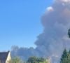 Alors qu'un important incendie ravage la région, la famille assiste à la scène depuis son jardin.

Capture du compte Instagram de Laetitia Bertignac.

© Instagram / Laetitia Bertignac