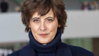 Inès de la Fressange habite dans un appartement du 14e arrondissement de Paris, il a appartenu à un célèbre artiste : "J'ai gardé certains meubles d'origine"