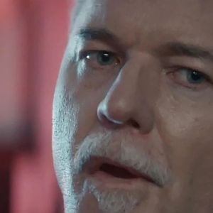 Eric Dane joue le rôle d'un pompier héroïque luttant contre la maladie de Charcot dans "Brilliant Minds". Photo par Backgrid UK/ Bestimage