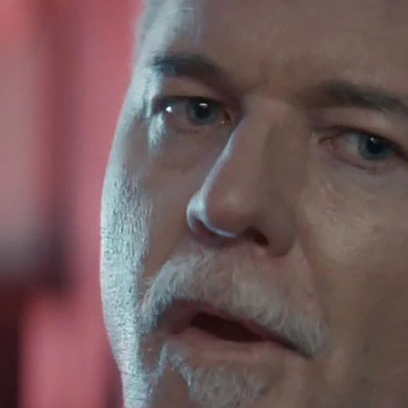 Eric Dane joue le rôle d'un pompier héroïque luttant contre la maladie de Charcot dans "Brilliant Minds". Photo par Backgrid UK/ Bestimage