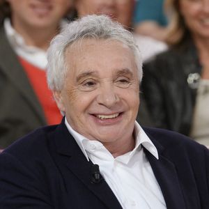 Michel Sardou - Enregistrement de l'émission " Vivement Dimanche " Spéciale Les enfants du Top 50, le 8 octobre 2014. L'émission sera diffusée le 12 Octobre 2014. © Bestimage