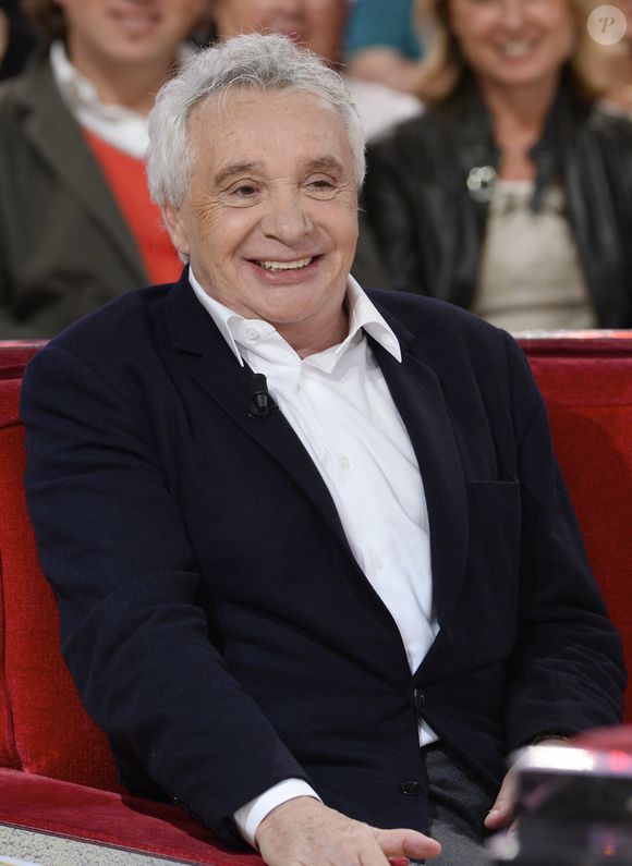 Michel Sardou - Enregistrement de l'émission " Vivement Dimanche " Spéciale Les enfants du Top 50, le 8 octobre 2014. L'émission sera diffusée le 12 Octobre 2014. © Bestimage