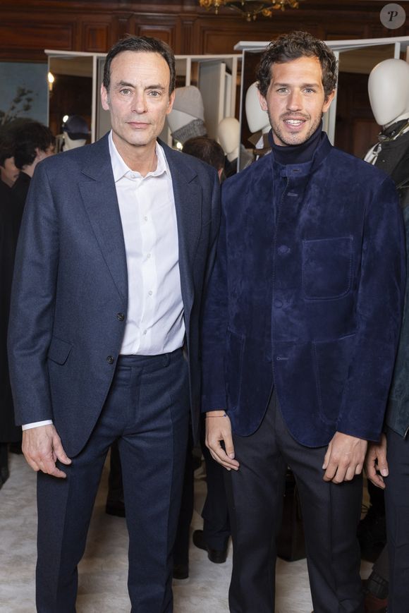 Victor Belmondo, nouvel ambassadeur de Berluti, Anthony Delon - Photocall pour les 130 ans de Berluti lors de la fashion week à Paris le 22 janvier 2025. © Olivier Borde /Bestimage