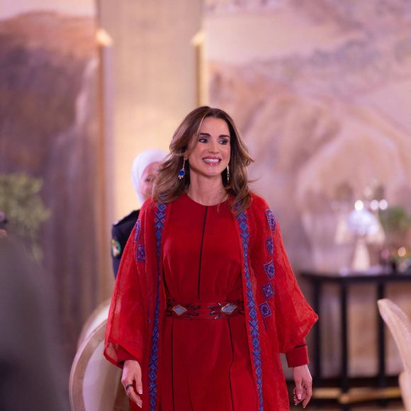 La reine Rania de Jordanie participe à l'Iftar pour les femmes soldats de l'armée jordanienne et le personnel de sécurité féminin à Amman le 26 mars 2025. © Dana Press / Bestimage