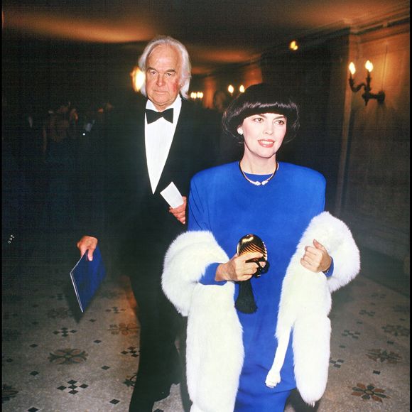 Archive - Mireille Mathieu et son impresario Johnny Stark à la première d'Otello à l'Opéra de Paris © Bertrand Rindoff Petroff Bestimage