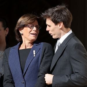 La princesse Stéphanie de Monaco et Louis Ducruet - La famille princière de Monaco au balcon du palais, à l'occasion de la Fête Nationale de Monaco, le 19 novembre 2024. © Jacovides-Bebert/Bestimage