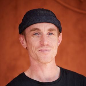Ben Mazué de nouveau avec la mère de ses enfants

Ben Mazué au village lors des Internationaux de France de tennis de Roland Garros, à Paris, France. © Cyril Moreau/Bestimage