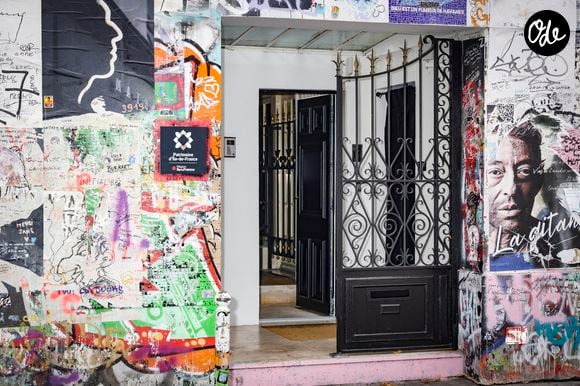 Ouverture au public de la maison de Serge Gainsbourg, rue de Verneuil à Paris, France, le 16 septembre 2023. © Jack Tribeca/Bestimage