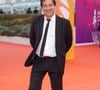 L’humoriste a confié dans "Quelle époque !" que cette paternité tardive avait complètement bouleversé ses priorités.

Laurent Gerra à la première du film "Dune" lors de la 47éme édition du Festival du Cinéma Américain de Deauville. © Olivier Borde / Bestimage