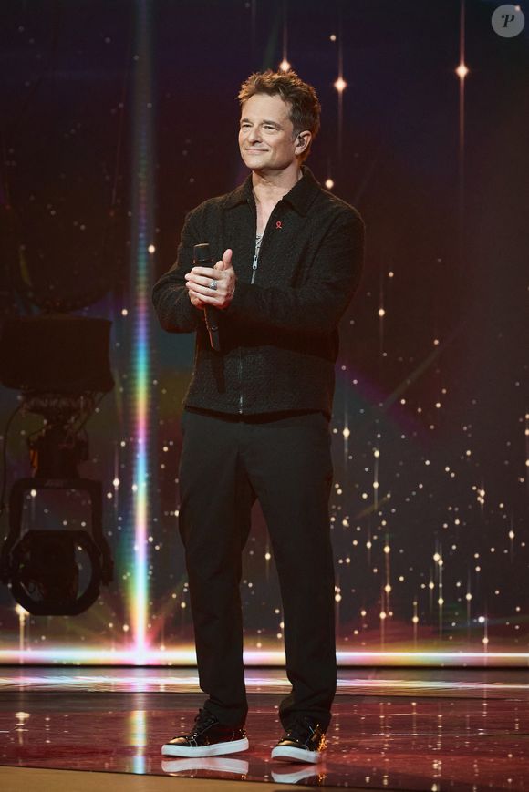 Exclusif - David Hallyday lors de l’enregistrement de l’émission “Les stars s’unissent pour le Sidaction” au théâtre Marigny à Paris, France, le 11 mars 2025. L’émission sera diffusée en prime le 22 mars sur France 2. © Guirec-Moreau/ Bestimage