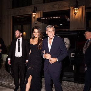 George Clooney et son épouse Amal Clooney à Milan, en Italie pour l'ouverture d'une nouvelle boutique Omega.

Backgrid UK/ Bestimage