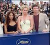 C'est l'annonce du jour !
Fameke Janssen, Halle Berry, Rebecca Romijn et Hugh Jackman au 59eme festival de Cannes en 2006