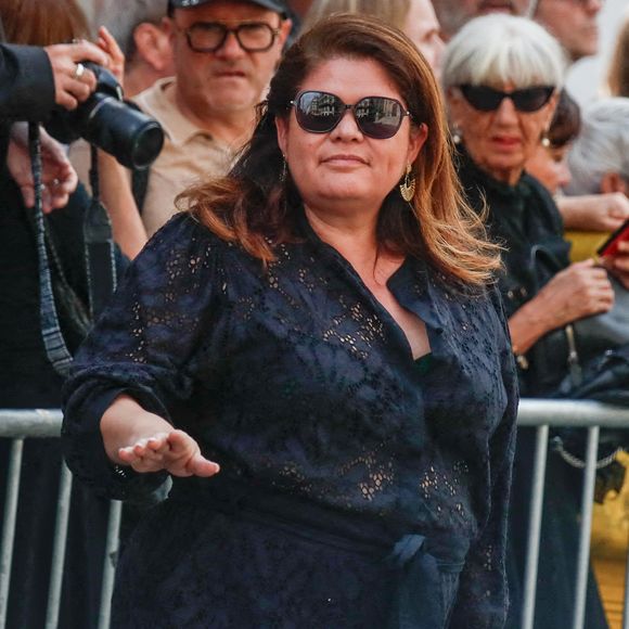Raquel Garrido - Arrivées aux obsèques de Thierry Ardisson en l’église Saint-Roch de Paris, France, le 17 juillet 2025. © Clovis-Jacovides/Bestimage