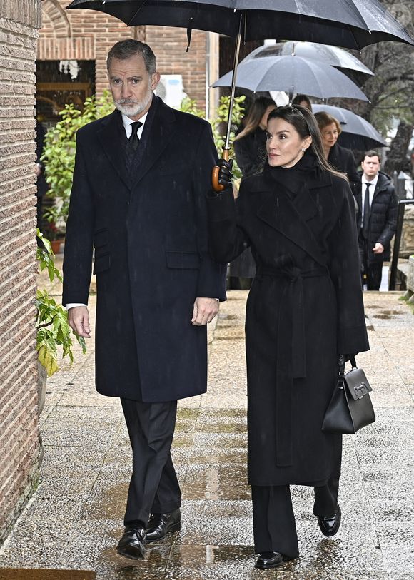 Le roi Felipe VI était proche de sa tante, Irene de Grèce

Les Majestés Felipe (Le roi Felipe VI d' Espagne) de Borbón et Letizia (La reine Letizia d'Espagne) Ortiz arrivent à la cathédrale orthodoxe grecque de Saint-André et Saint-Démétrius à la cérémonie en l'hommage d'Irène de Grèce, le 17 janvier 2026, à Madrid (Espagne). © Francisco Guerra/Europa Press/Bestimage