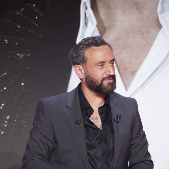 Exclusif - Cyril Hanouna, sur le plateau de l’émission « TPMP » présentée par C.Hanouna et diffusée en direct sur Youtube et sur toutes les box exceptée Bouygues (SFR, FREE, MyCanal etc), Paris, France, le 03 mars 2025. © Jack Tribeca / Bestimage