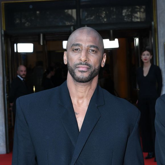 “Son amour, sa bienveillance et son dévouement resteront à jamais gravés dans nos cœurs”, ont écrit le rappeur et sa famille

Stomy Bugsy arrivant au "Concerto pour la Paix" organisé par Omar Harfouch au Théâtre des Champs Élysées à Paris, France, le 18 Septembre 2024. 

© Rachid Bellak / Bestimage