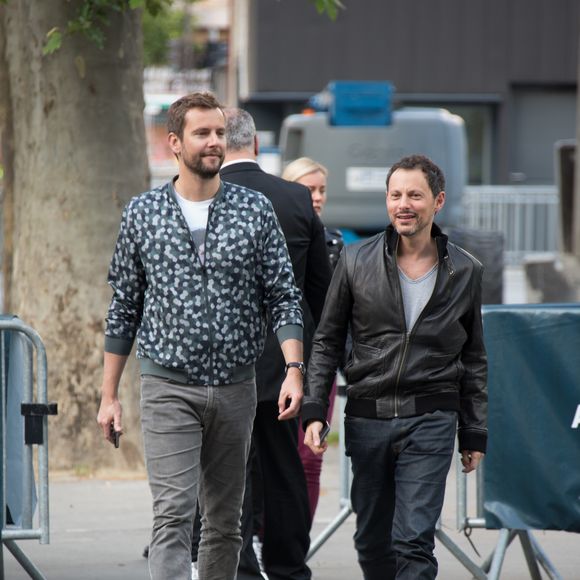 Exclusif - Marc-Olivier Fogiel et son mari François Roelants - Arrivée des people au concert de Mika à l'AccorHotels Arena à Paris, le 27 mai 2016. Agence / Bestimage