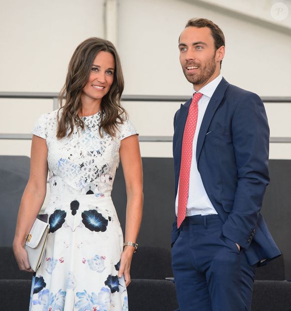 Pippa Middleton et James Middleton dans la loge royale lors de la soirée de gala du Coronation Festival, au palais de Buckingham, dans le centre de Londres, au Royaume-Uni, le jeudi 11 juillet 2013. © Lipinski Dominic/PA Wire/ABACA