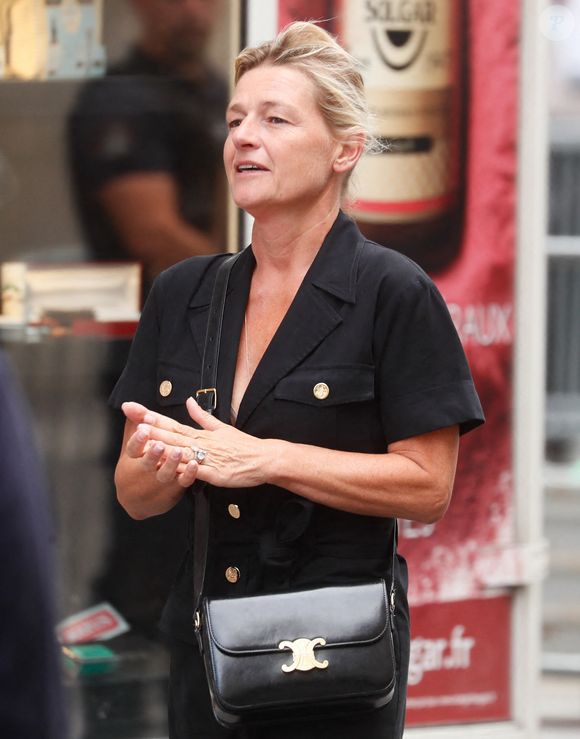 Anne-Elisabeth Lemoine - Arrivées des célébrités aux obsèques de Jane Birkin en l'église Saint-Roch à Paris. Le 24 juillet 2023
© Jacovides-KD Niko / Bestimage
