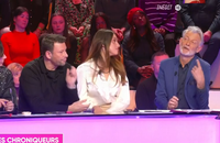 "J'ai déménagé plusieurs fois" : Ce célèbre chroniqueur suivi jusque chez lui dans le centre de Paris, il a songé à s'éloigner du monde de la télé - capture décran W9