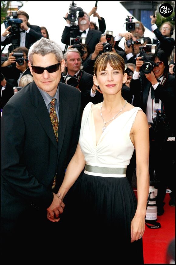 Sophie Marceau et Jim Lemley lors de la montée des marches du film "Where the truth lies" au 58e Festival du film de Cannes en 2005, France. Crédit Rachid Bellak / Bestimage