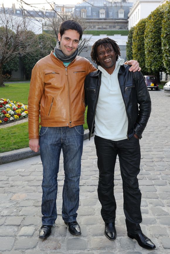 Yoann Freget et Emmanuel Djob assistant au dîner de gala 'Donnons Un Avenir Aux Enfants Autistes' qui s'est tenu à l'hôtel Marcel Dassault à Paris, France le 2 avril 2013. Photo par Alban Wyters/ABACAPRESS.COM