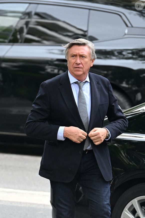 Jacques Legros est un viticulteur confirmé.

Jacques Legros - Arrivées aux obsèques de Nonce Paolini en l'église Saint-Honoré-d'Eylau, 66 bis, avenue Raymond-Poincaré à Paris, France, le 23 juillet 2024.
