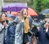 Le temps passe mais le manque demeure
Izïa Higelin lors des obsèques de Jacques Higelin au cimetière du Père Lachaise à Paris
©Agence / Bestimage