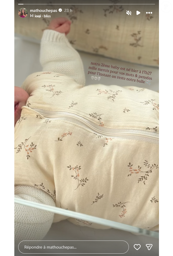 Le bébé est né à 17h27, une nouvelle annoncée par Mathilde sur ses réseaux sociaux.

Mathilde et Romain de "Koh-Lanta" annoncent la naissance de leur deuxième bébé.