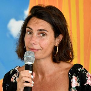 Alessandra Sublet s’est confiée sur les défis des familles recomposées à l’occasion de la sortie de sa bande dessinée.

Alessandra Sublet - 25ème édition du Festival du Livre de Nice, sous la présidence d'honneur de J. Julliard, historien, essayiste et journaliste à Nice. © Bruno Bebert/Bestimage