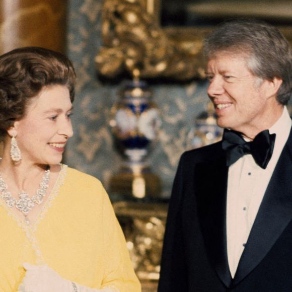 Le 7 mai 1977 de la Reine Elizabeth II avec le président américain Jimmy Carter lors d'un dîner d'État au palais de Buckingham à Londres. ©PA/PA Wire