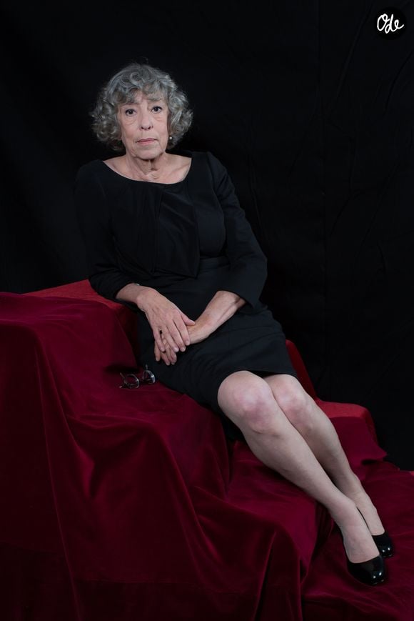 Anémone - Studio - Spectacle "Elles se croient toutes Joly" en hommage à Sylvie Joly, mis en scène par Pierre Palmade, au théâtre de Paris dans le 9ème arrondissement à Paris, le 26 octobre 2015, qui sera diffusé le 15 janvier 2016 sur France 3. © Dominique Jacovides - Romuald Meigneux / Bestimage