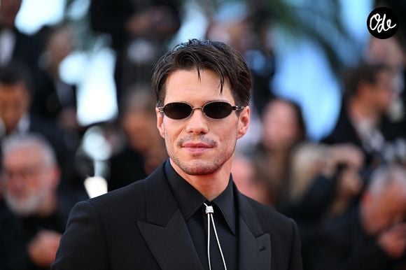 François Civil à la montée des marches du film "Garance" lors du 79ème Festival International du Film de Cannes, le 17 mai 2026.

© Rachid Bellak/Bestimage