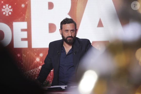 Exclusif - Cyril Hanouna sur le plateau de l'émission "Touche pas à mon poste" (TPMP) diffusée en direct sur C8 le 17 décembre 2024.

© Jack Tribeca / Bestimage