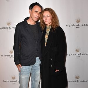 Vanessa Paradis et Samuel Benchetrit lors de l'anniversaire (trois ans) de l'hôtel Les Jardins du Faubourg à Paris le 9 juin 2022. © Veeren / Bestimage