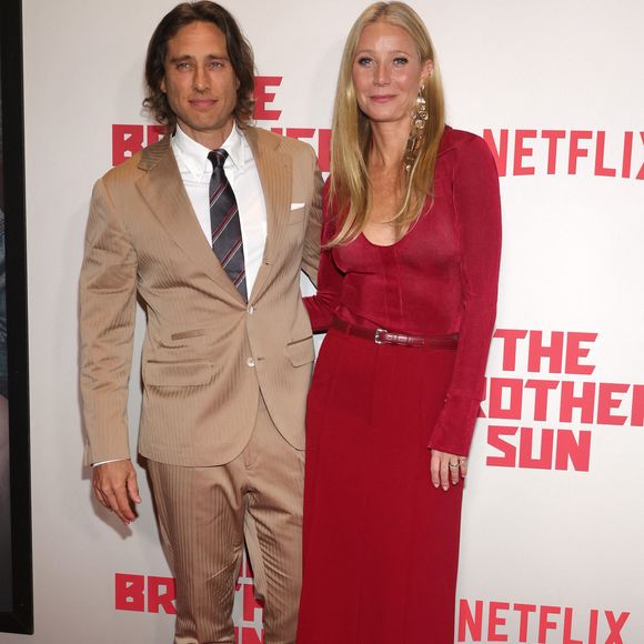 Brad Falchuk et Gwyneth Paltrow à l'avant-première de "The Brothers Sun" à Los Angeles, le 4 janvier 2024.

Photo Press Service / BESTIMAGE