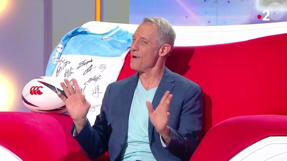 Il est présent dans l'émission de Cyril Féraud depuis janvier 2025
Joël dans "Tout le monde veut prendre sa place" sur France 2