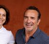Dans cette nouvelle émission sous forme de quiz sportif, la mère des filles de Jean Dujardin représentera l’une des deux équipes

Jean Dujardin et sa femme Nathalie Péchalat au village lors des Internationaux de France de tennis de Roland Garros 2023, à Paris, France, le 11 juin 2023. © Jacovides-Moreau/Bestimage