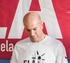Cela s'est cependant avéré être un échec

Zinédine Zidane, le chanteur Soprano lors de la lecture de la dictée ELA aux élèves de la 6ème F du collège Henri Barnier à Marseille le 18 octobre 2022. 
Crédit : Agence / Bestimage