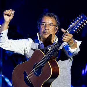 Laurent Voulzy en concert sur la scène du Théâtre de Verdure lors du 41e Festival de Ramatuelle, le 9 août 2025. 

© Cyril Bruneau / Bestimage